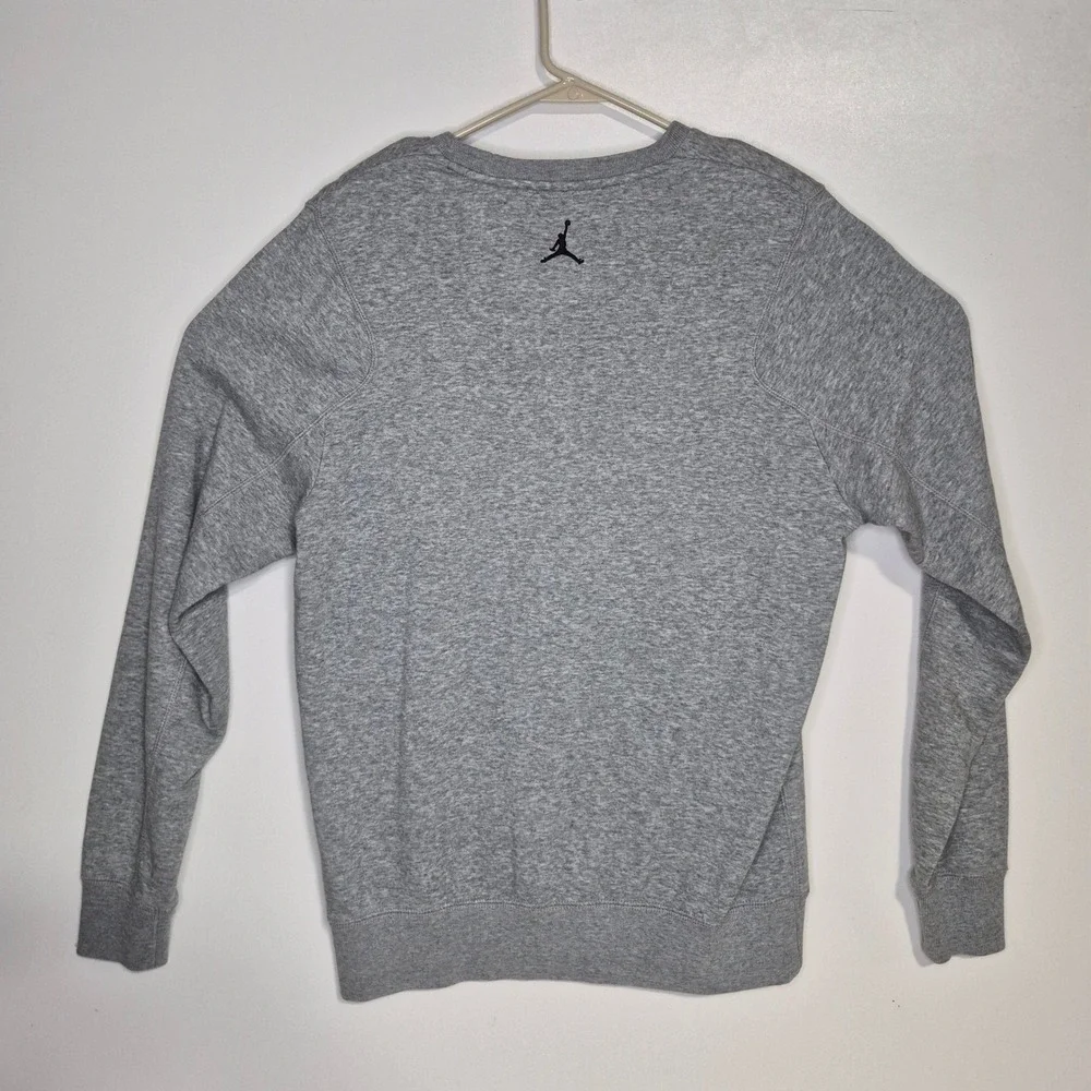 Nike Air Jordan Sweatshirt Mens Medium‎ Gray Jumpman 23 Graphic Fleece Crewneck